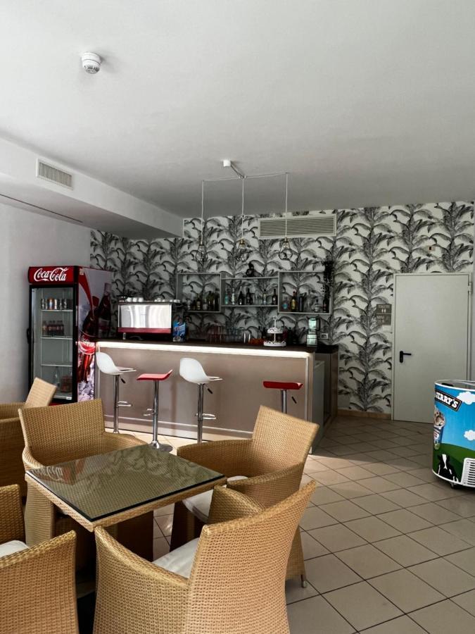 Hotel Trieste Riccione Eksteriør billede