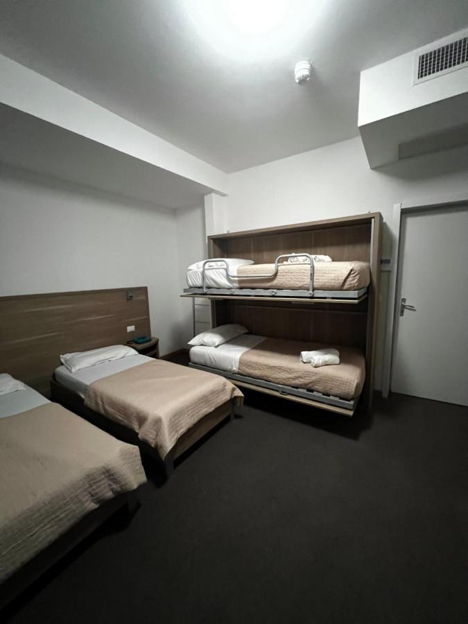 Hotel Trieste Riccione Eksteriør billede