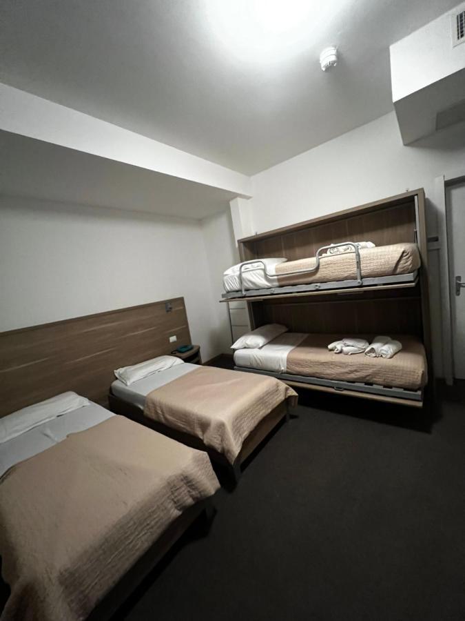 Hotel Trieste Riccione Eksteriør billede
