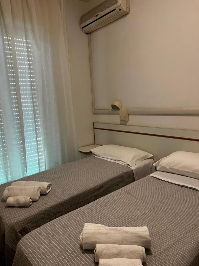 Hotel Trieste Riccione Eksteriør billede