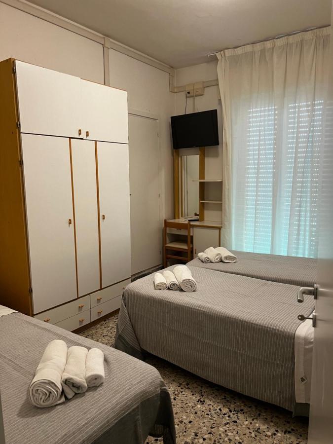Hotel Trieste Riccione Eksteriør billede