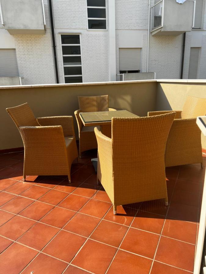 Hotel Trieste Riccione Eksteriør billede