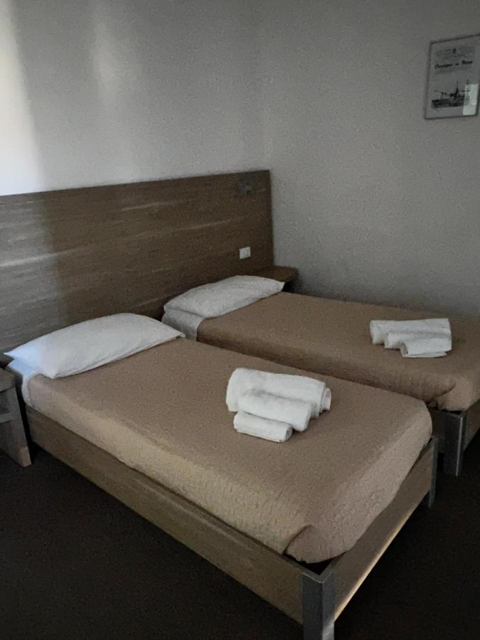 Hotel Trieste Riccione Eksteriør billede